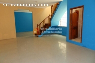 VENDO AMPLIA CASA CUENCA RICAURTE