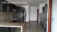 Apartamento en renta zona 14 Tadeus