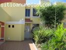 Funcional casa en coto privado