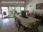 EXCELENTE RESIDENCIA VENTA JARD. BOSQUE