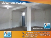 SE VENDE TERRENO CON LOCALES COMERCIALES