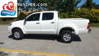 toyota hilux 2013