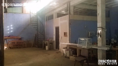 Bodega de 2 niveles en Venta en Laureles