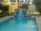 casa de campo con piscina